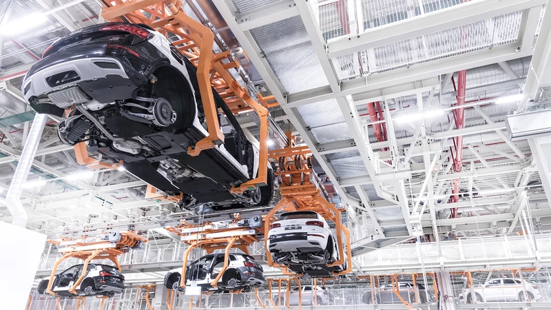 Audi celebra 10 años de su planta en San José Chiapa