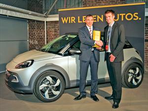 Opel mantiene su título: Marca más innovadora 