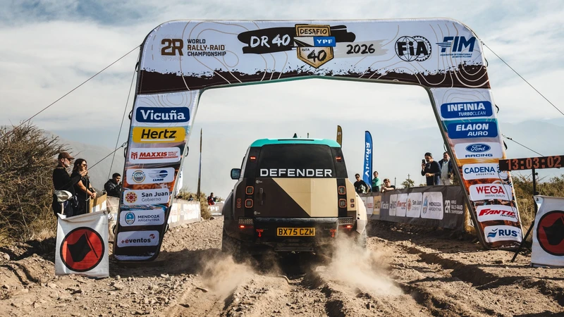 Land Rover Defender en el Desafío Ruta 40