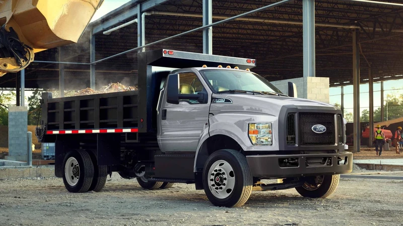 Ford F-650 y F-750 llegan a México, los nuevos camiones de trabajo pesado, este es su precio