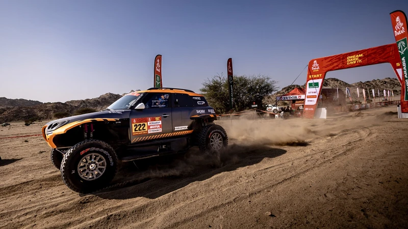 Dakar 2026: Etapa 1, la emotiva victoria de Guillaume De Mévius en MINI