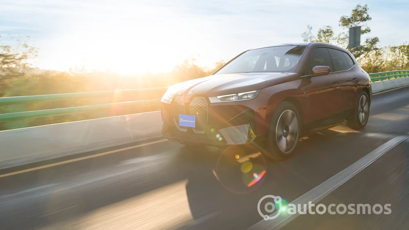 BMW iX a prueba, una brillante propuesta de movilidad eléctrica