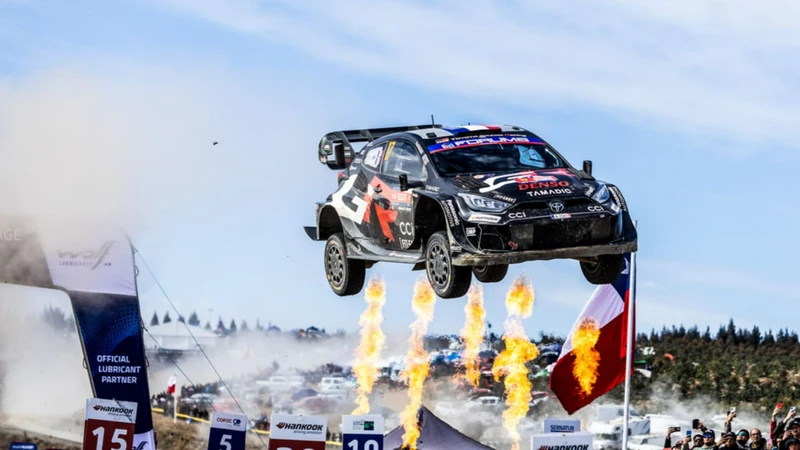 WRC: Ogier domina las difíciles rutas del Rally de Chile