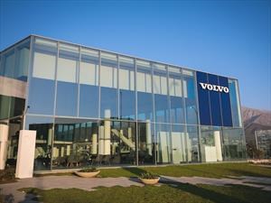 Volvo Chile inaugura moderna casa matriz en La Dehesa