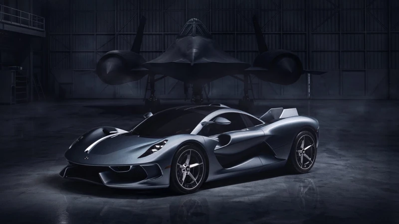 Hennessey Blackbird Hypercar, analógico y lleno de adrenalina