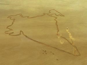 Video: Un Nissan GT-R traza el mapa más grande del mundo