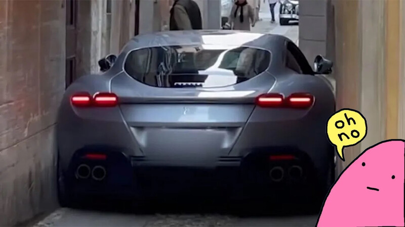 Video: Ferrari Roma se atora en calle muy estrecha