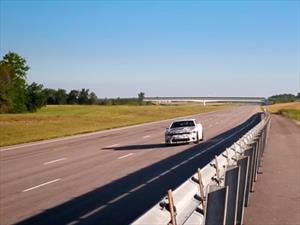 Video: Un Dodge Charger SRT Hellcat llega a los 330 Km/h