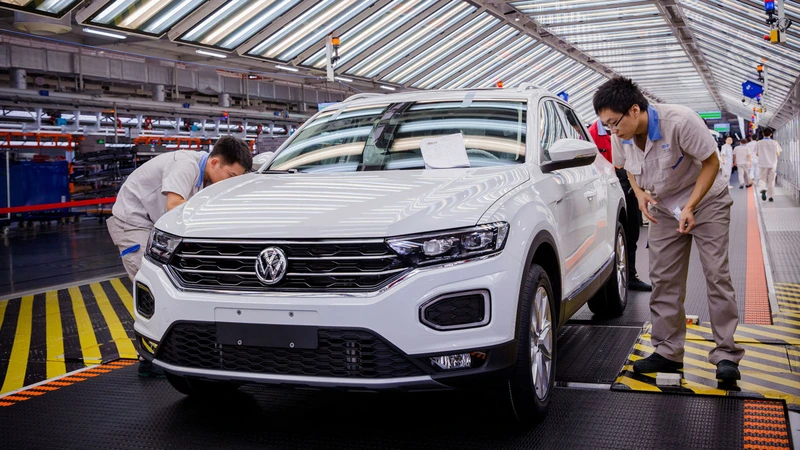 ¡No de nuevo! Volkswagen suspende producción de dos plantas en China por Covid