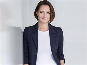 Katrin Adt asume como CEO de smart