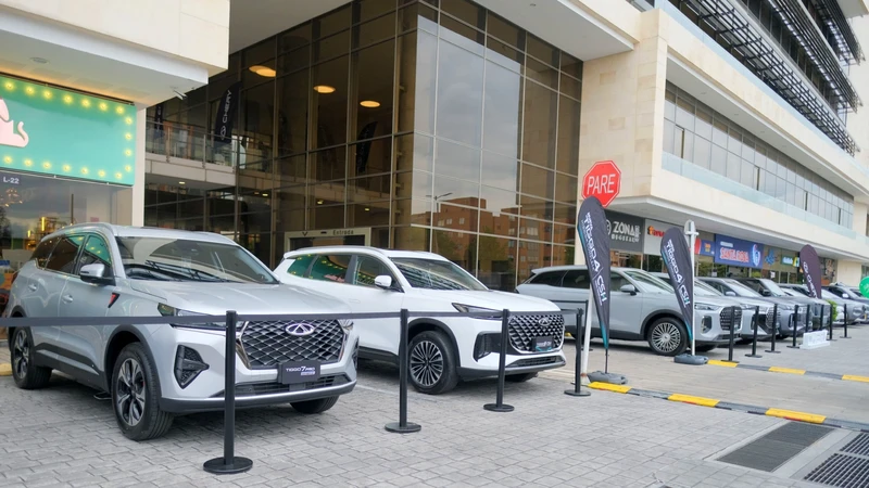 Chery acelera su estrategia en Colombia: más electrificación, expansión de red y nueva embajadora