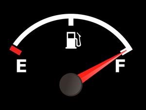 Los 20 automóviles que menos gasolina consumen