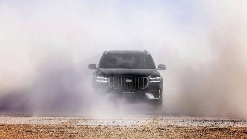 Geely presenta carga eléctrica de cuatro minutos para competir con BYD