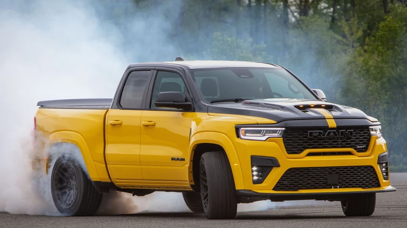 Ram 1500 Rumble Bee 2027, la nueva pickup de SRT con hasta 777 hp que se fabricará en México