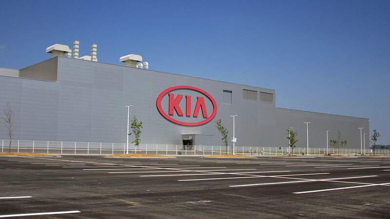 KIA cumple cinco años de producir en México