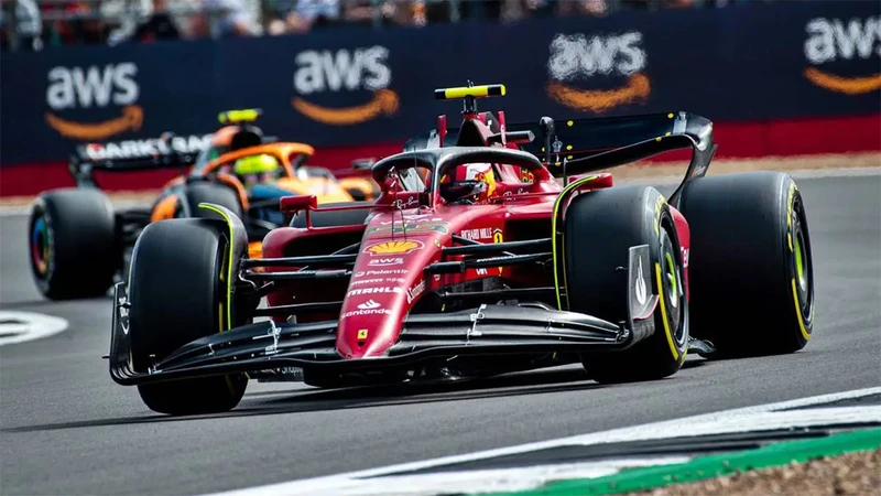 F1 2022: Silverstone al rojo vivo con la acción, accidentes y el primer triunfo de Carlos Sainz