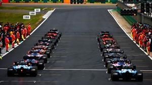 La Fórmula 1 comenzaría a disputarse en julio