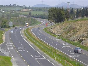 Consejos para circular con seguridad en una autopista