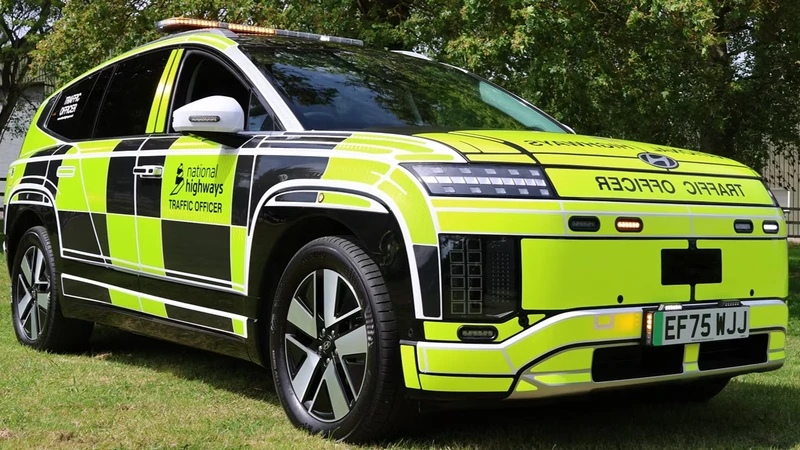 Reino Unido: Agentes de carretera británicos ponen a prueba el Hyundai Ioniq 9 EV