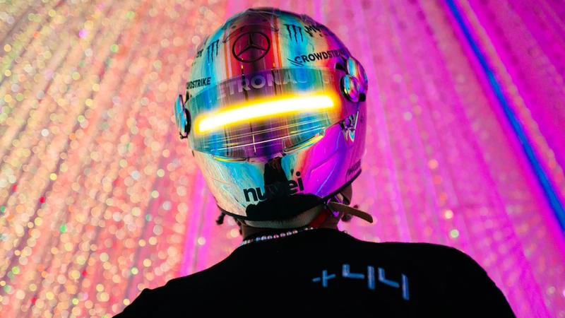 F1 2023: el sorprendente casco de Lewis Hamilton que se inspira en Daft Punk