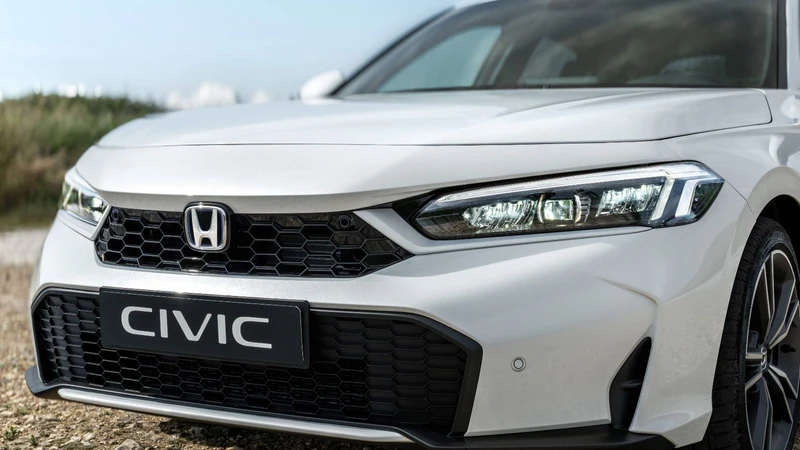 Honda presentó su actualizado Civic 2026