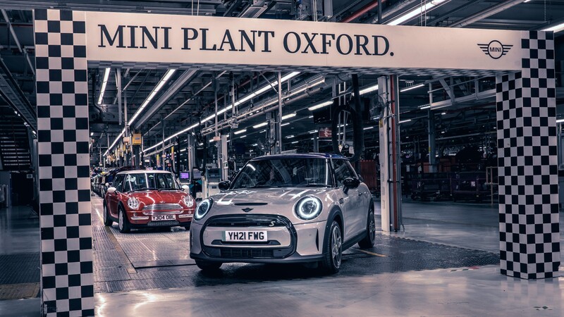 BMW Group celebra 20 años de producir autos MINI en Oxford y Swindon