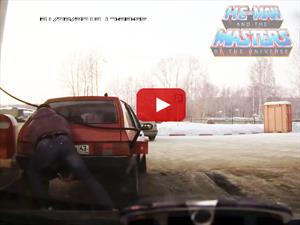 Video: Si tu carro queda lejos de la bomba de gasolina, ¡cárgalo!