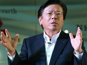 Renuncia el presidente de Mitsubishi Motors