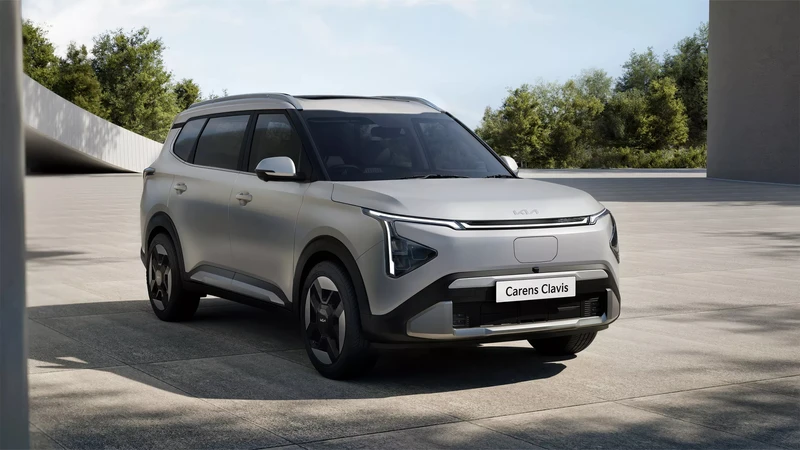 Kia Carens Clavis EV: para siete pasajeros, eléctrica y rival directa para la nueva Chevrolet Captiv