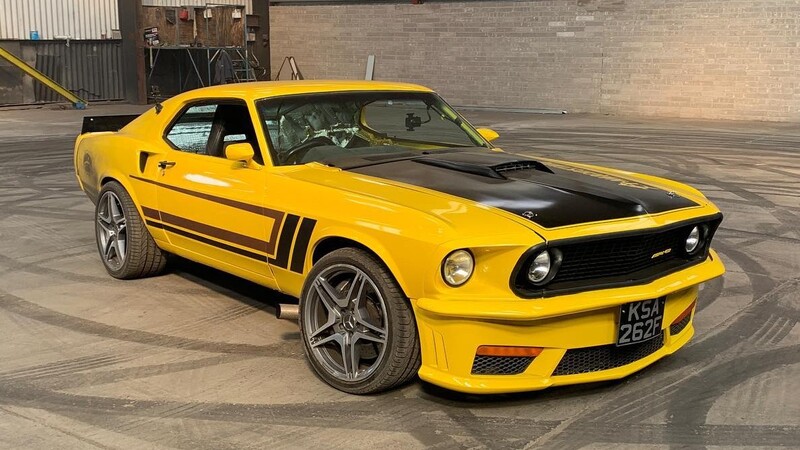 Este Mustang tiene más de 700 hp gracias a que equipa el motor V8 de un Mercedes-AMG