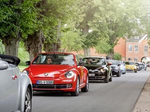 Volkswagen New Beetle festeja 20 años con una rodada muy especial