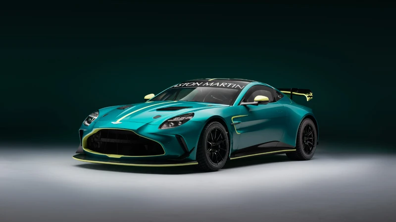 Aston Martin Vantage GT4 para los elegantes caballeros de la velocidad