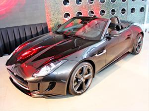 Jaguar F-Type: Poderoso biplaza descapotable inicia venta en Chile
