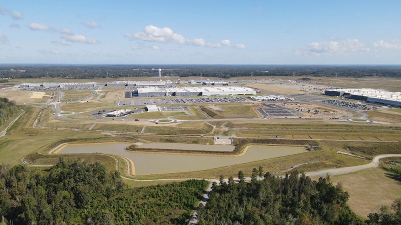 Toyota abre su gran planta de baterías en Carolina del Norte y acelera su apuesta eléctrica