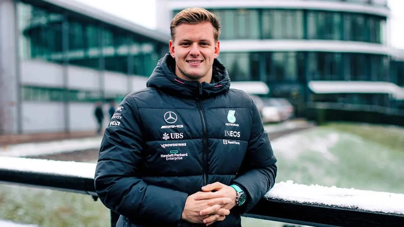 F1 2023: Mick Schumacher se une a Mercedes como piloto de pruebas