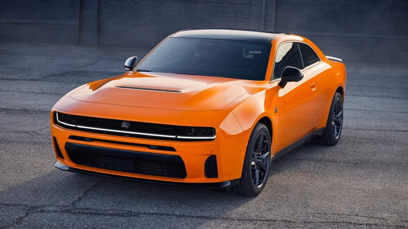 Dodge Charger Scat Pack 2026, un muscle car de seis cilindros pero que corre como un V8