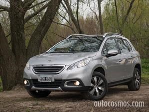 Peugeot 2008 recibe novedades de gama