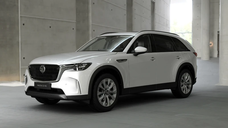 Mazda suma en Chile una nueva versión de entrada en la gama CX-90