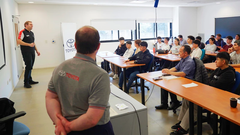 Toyota impulsa la educación técnica automotriz en Argentina