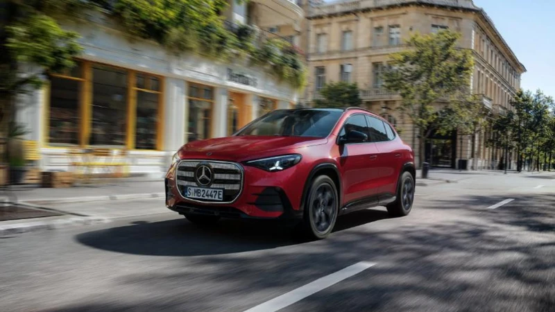 Mercedes-Benz GLA evoluciona en diseño, tecnología y confort