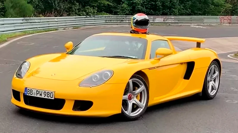 Porsche Carrera GT reemplaza sus neumáticos y supera su tiempo en Nürburgring