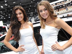 Las bellas chicas del Auto Show de Frankfurt 2015
