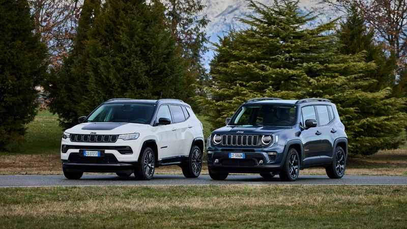 Jeep agrega mecánicas híbridas en Renegade y Compass