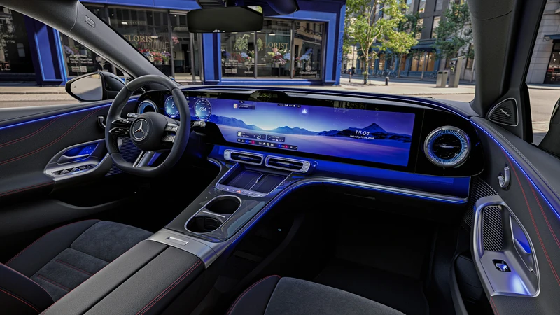 Mercedes-Benz revela el interior del nuevo Clase C eléctrico antes de su debut