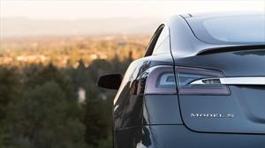 Tesla le apunta al Porsche Taycan y su récord en Nürburgring