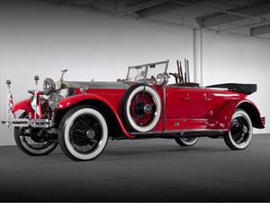 Rolls-Royce 1925 armado hasta con ametralladora