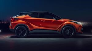 Toyota C-HR 2020, se actualiza con un poco de todo