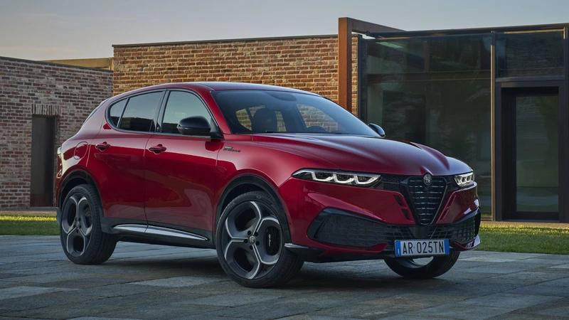 Alfa Romeo Tonale PHEV 2027, vuelve recargada y mejorada