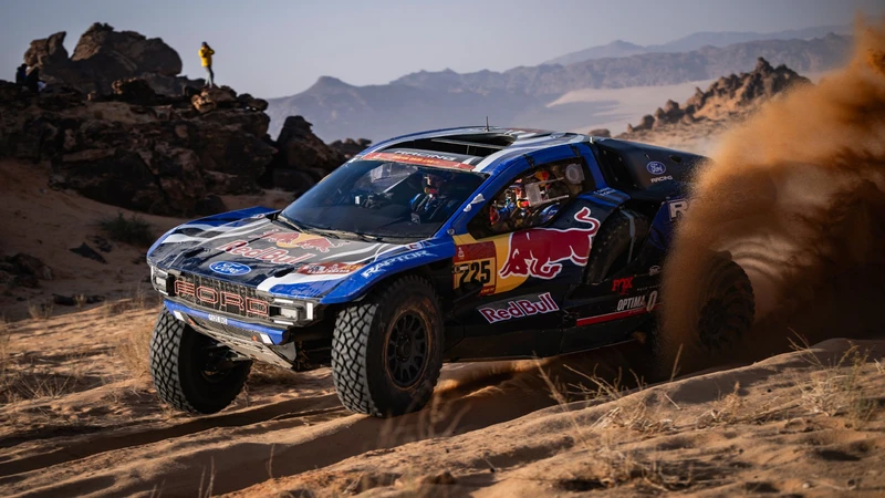 Rally Dakar 2026: Etapa 5, Ford vive otro gran día con sus Raptor