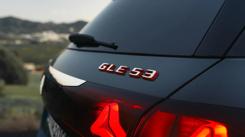 Mercedes-AMG GLE 53 HYBRID 4MATIC+ llega a México: potencia, lujo y electrificación